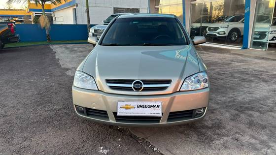 CHEVROLET ASTRA 2.0 MPFI ADVANTAGE 8V FLEX 4P MANUAL CHEVROLET ASTRA 2.0 MPFI ADVANTAGE 8V FLEX 4P MANUAL